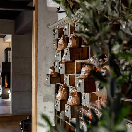 De L'ours Hotel
