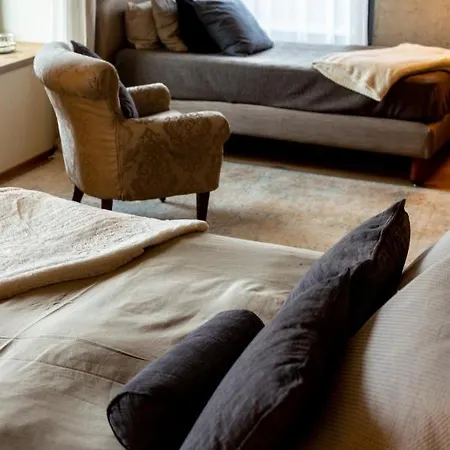De L'ours Hotel