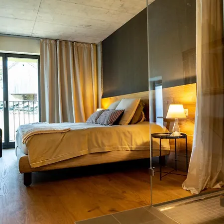 De L'ours Hotel Preles