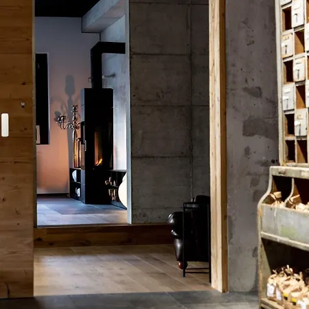 De L'ours ホテル Preles