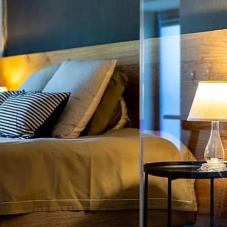 Hotel De L'ours Preles