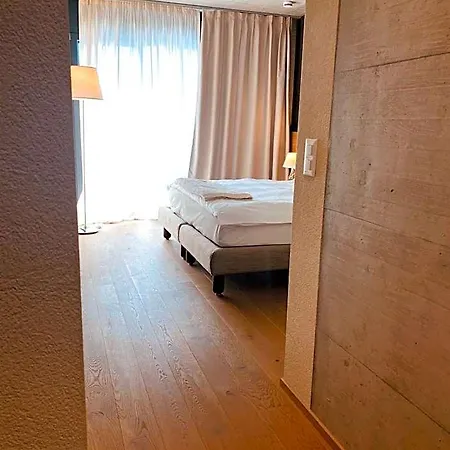 De L'ours Hotel 3*