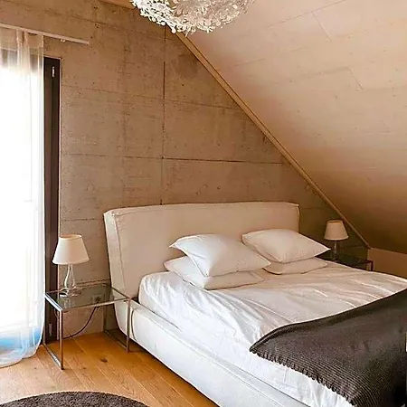 De L'ours Hotel