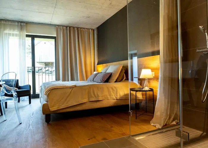 De L'ours ホテル Preles