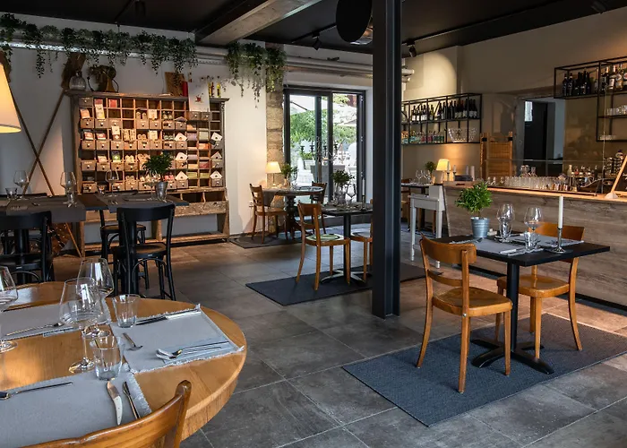 De L'ours Hotel Preles