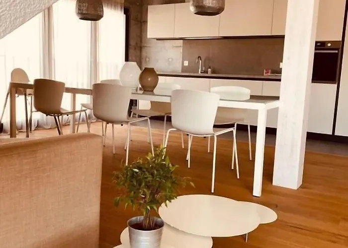 De L'ours Hotel Preles